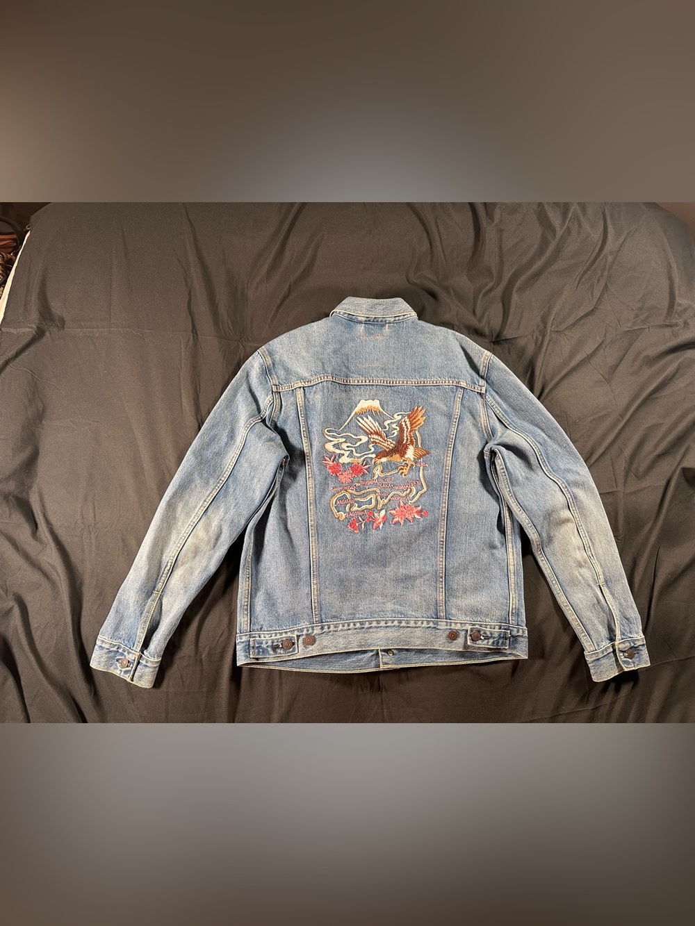 Levi’s Denim Trucker Jacket Sukajan Eagle Mt Fuji Embroidered Japan Rare Large
